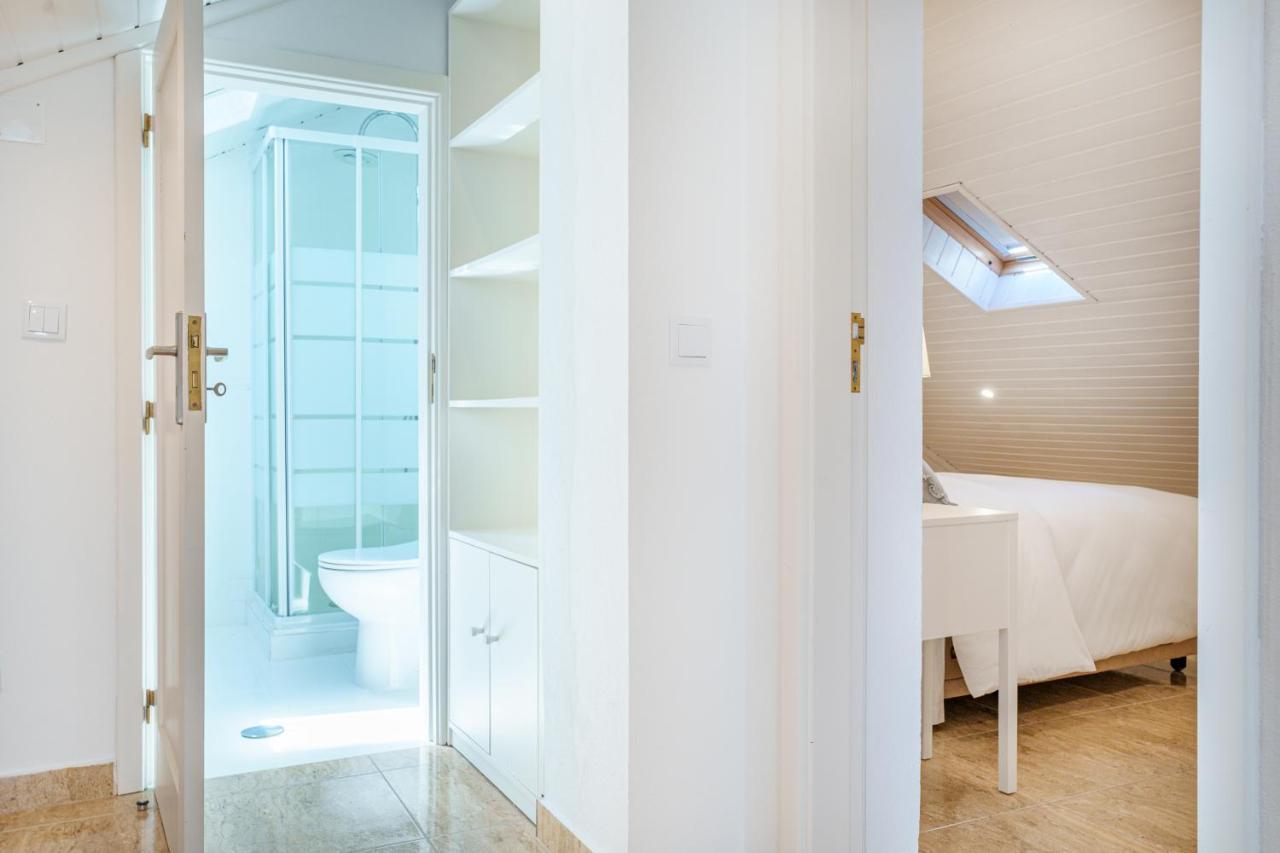 Charming Nazare Apartment-1 Minute To The Beach Exterior photo
